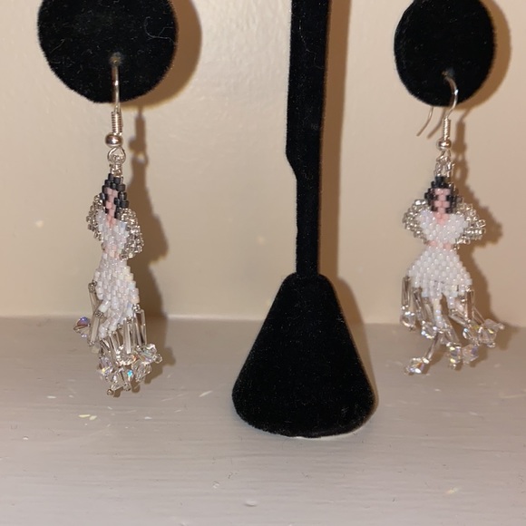 Master Bead Jeweler French Hook Made Angel Earrings NWOT Silver-Tone Findings - Picture 4 of 6